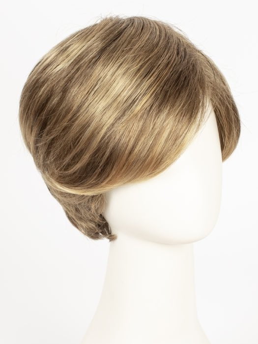 24BT18 ECLAIR | Dark Natural Gold Blonde & Light Natural Gold Blonde Blend with Light Natural Gold Blonde Tips