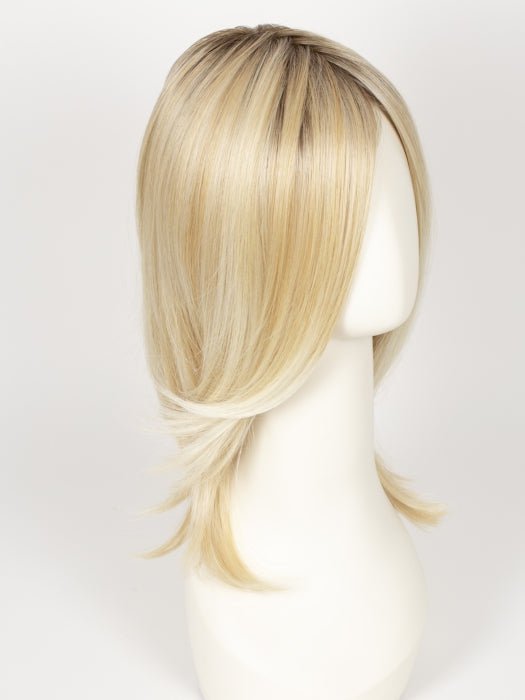 FS24/102S12 LAGUNA BLONDE | Light Natural Gold Blonde with Pale Natural Gold Blonde Bold Highlights, Shaded with Light Gold Brown