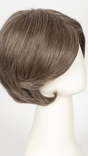 38 - Milkshake - Med Brown w/ 35% Grey