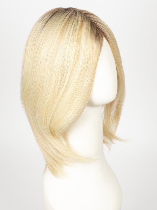 FS24/102S12 LAGUNA BLONDE | Light Natural Gold Blonde with Pale Natural Gold Blonde Bold Highlights, Shaded with Light Gold Brown