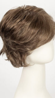 10H16 LATTE | Light Brown with 20% Light Natural Blonde Highlights