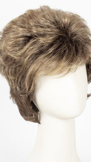 10/26TTS4 SHADED FORTUNE | Medium Gold Blonde Blend with Light Gold Blonde Tips, Shaded with Dark Brown