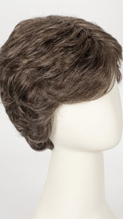38 MILKSHAKE | Medium Brown with 35% Light Grey