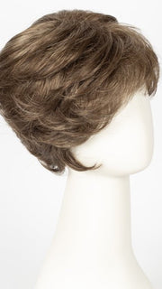 10H16 LATTE | Light Brown with 20% Light Natural Blonde Highlights