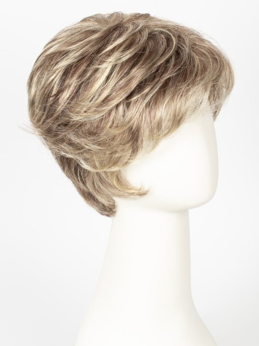 FS24/32 RASPBERRY SYRUP | Medium Natural Red with Natural Blonde Bold Highlights