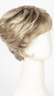 12FS12 MALIBU BLONDE | LIght Gold Brown, Light Natural Gold Blonde, Pale Natural Gold-Blonde Blend, Shaded with Light Gold Brown