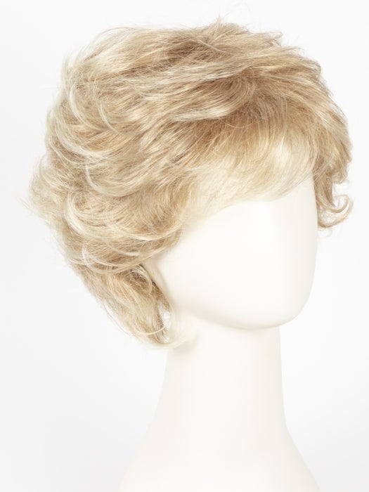 27T613F TOASTED MARSHMALLOW | Medium Red-Gold Blonde & Pale Natural Gold Blonde Blend with Pale Tips & Medium Red-Gold Blonde Nape