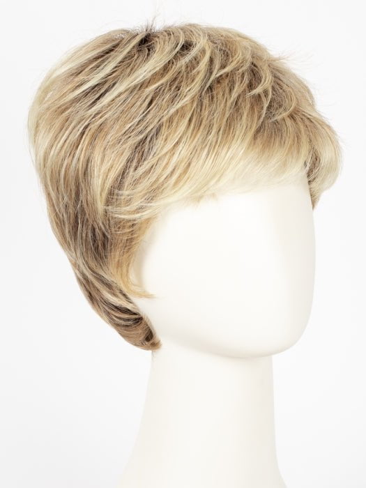 SS14/88 SHADED GOLDEN WHEAT | Medium Blonde streaked with Pale Gold highlights, Medium Brown roots