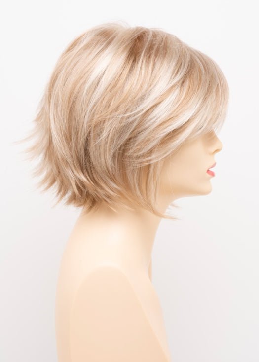 LIGHT BLONDE | 2 toned blend of Creamy Blonde with Champagne highlights