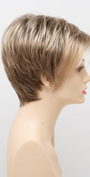 SPARKLING CHAMPAGNE | Medium Brown roots with overall Strawberry Blonde base and soft Golden Blonde highlights