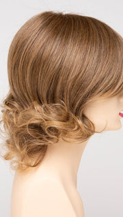 24/18 FROSTED | Light Brown with Wheat Blonde blended highlights
