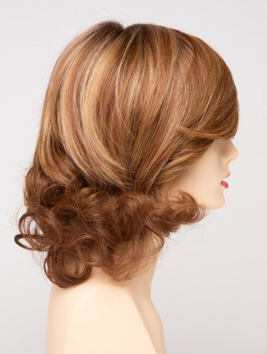 GOLDEN NUTMEG | Medium Brown roots with overall Warm Cinnamon base and Golden Blonde highlights