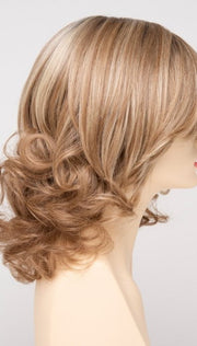SPARKLING CHAMPAGNE | Medium Brown roots with overall Strawberry Blonde base and soft Golden Blonde highlights