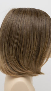 24/18 FROSTED | Light Brown with Wheat Blonde blended highlights