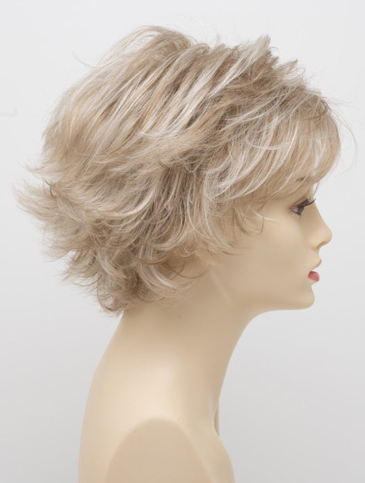 LIGHT BLONDE | 2 toned blend of Creamy Blonde with Champagne highlights