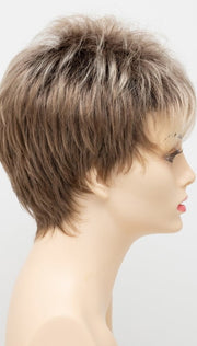 SPARKLING CHAMPAGNE | Medium Brown roots with overall Strawberry Blonde base and soft Golden Blonde highlights