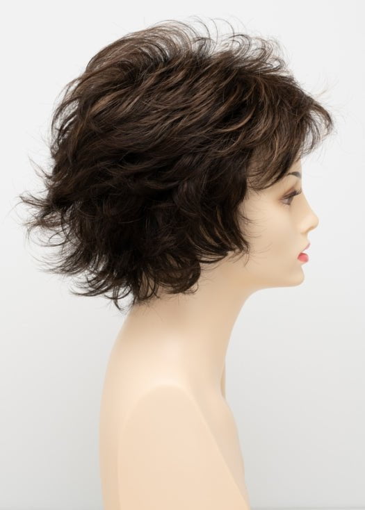 AMARETTO CREAM | Dark Brown roots with overall Medium Brown base with Honey Blonde highlights