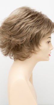 GINGER CREAM | Dark Beige Blonde underneath highlighted on top with Light Beige Blonde