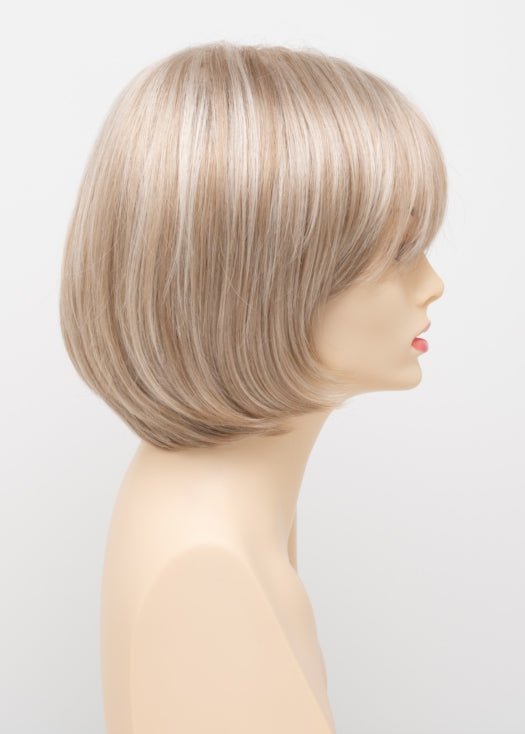 LIGHT BLONDE | 2 toned blend of Creamy Blonde with Champagne highlights