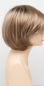 SPARKLING CHAMPAGNE | Medium Brown roots with overall Strawberry Blonde base and soft Golden Blonde highlights