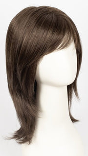 R6/10 | Chestnut Brown Blended With Medium Ash Brown