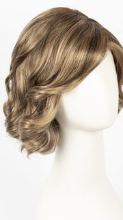 GL14-16SS SS HONEY TOAST | Chestnut brown base blends into multi-dimensional tones of medium brown and dark golden blonde.