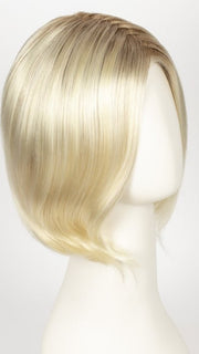 GL613-88SS CHAMPAGNE BLONDE | Dark golden blonde base blends into light golden blonde with glints of platinum blonde.
