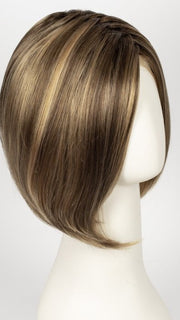 GL14-16SS SS HONEY TOAST | Chestnut brown base blends into multi-dimensional tones of medium brown and dark golden blonde.