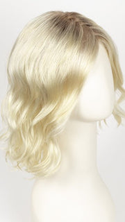 GL613-88SS CHAMPAGNE BLONDE | Dark golden blonde base blends into light golden blonde with glints of platinum blonde.