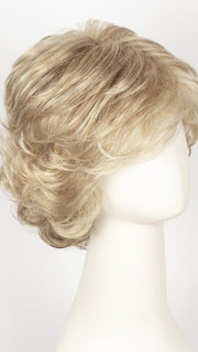 G16+ HONEY MIST | Medium blonde base w/ light golden blonde highlights
