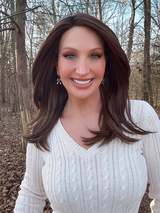 Kim Hammon @letstalkwithkim wearing ALASIA by ELLEN WILLE in color CHOCOLATE MULTI SHADED | 33.27.6 Dark Auburn and Dark Strawberry Blonde with Dark Brown Blend with Shaded Roots