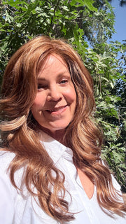 Susan Sparks @an_affair_with_hair is wearing AMBER by JON RENAU in FS27 STRAWBERRY SYRUP | Medium Red-Gold Blonde with Gold Blonde Bold Highlights