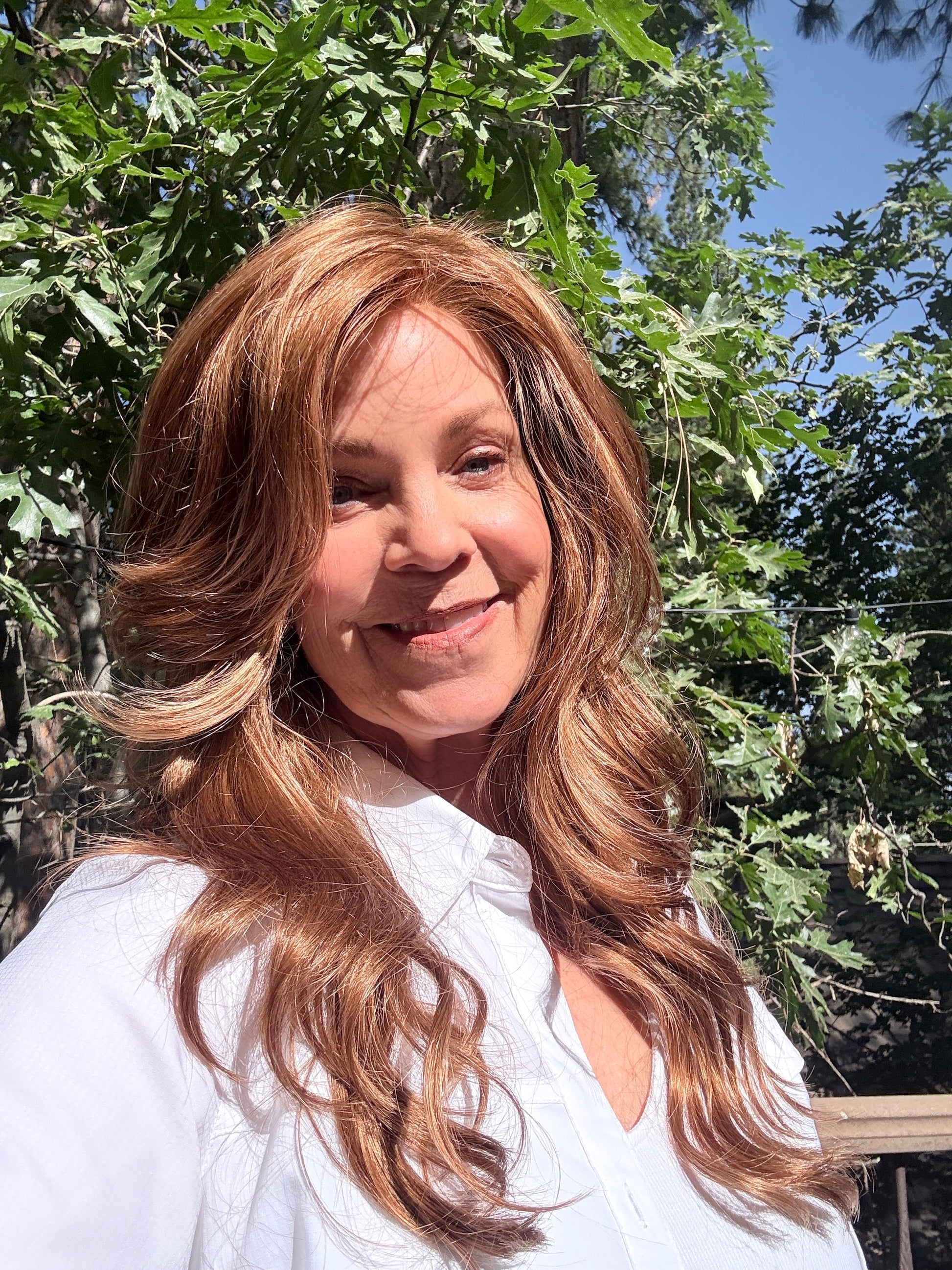 Susan Sparks @an_affair_with_hair is wearing AMBER by JON RENAU in FS27 STRAWBERRY SYRUP | Medium Red-Gold Blonde with Gold Blonde Bold Highlights