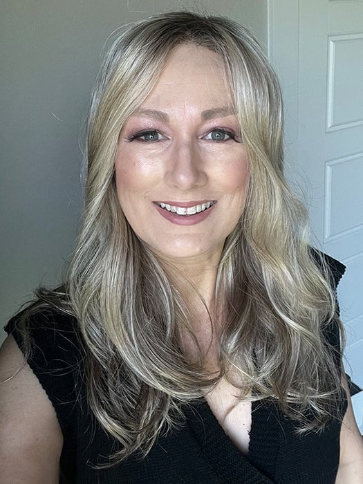 Tanya @ home wearing ARROW by ELLEN WILLE in SAND MULTI ROOTED | Lightest Brown and Medium Ash Blonde Blend with Light Brown Roots