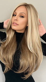 Roxie wearing AVERY by JON RENAU in 12FS12 MALIBU BLONDE | LIght Gold Brown, Light Natural Gold Blonde, Pale Natural Gold-Blonde Blend, Shaded with Light Gold Brown. PPC MAIN IMAGE