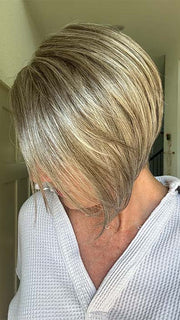 SANDY SALT | Carefully blended, warm medium-brown tone with a well-balanced silvery white base