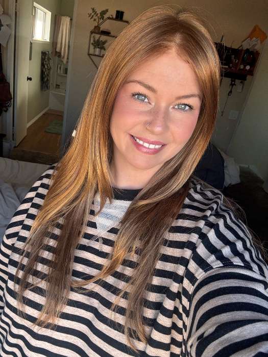 Rayann @50shadesofraaayyy is wearing ZARA LITE by JON RENAU in color 27MB STRAWBERRY SHORTCAKE | Dark Red-Gold Blonde