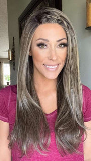  Nichole Corbett @nicholealee wearing Stay the Night by Raquel Welch in shade RL9/24SS SHADED ICED CAFÉ LATTE | Dark Brown shaded with Golden Brown | styled with a braid