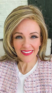 Marcie Mertz @wig.obsessed wearing Big Time by Raquel Welch in color RL11/25 GOLDEN WALNUT | Medium Light Brown Evenly Blended with Medium Golden Blonde