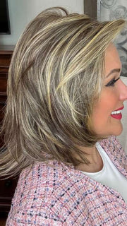 Marcie Mertz @wig.obsessed wearing Big Time by Raquel Welch in color RL11/25 GOLDEN WALNUT | Medium Light Brown Evenly Blended with Medium Golden Blonde