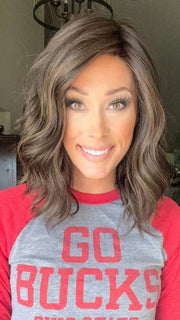 Nichole @nichole.alee wearing WAVY DAY by RAQUEL WELCH in shade RL4/10SS ICED JAVA | Off Black Shaded with Dark Brown