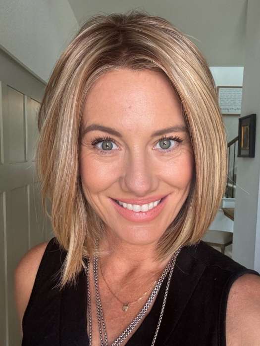 Jenny B. @thewiggygirl wearing EURO CHIC by TRESSALLURE in color 14/26/R10 | Red Blonde with Gold Blonde highlights and Light Brown roots