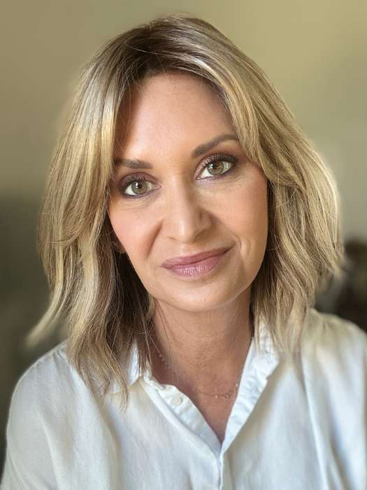 Emily H. @she_sheds_more wearing HOLLIE by JON RENAU in color 12FS8 SHADED PRALINE | Light Gold Brown, Light Natural Gold Blonde & Pale Natural Gold-Blonde Blend, Shaded with Medium Brown