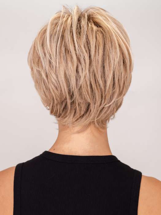 Model is wearing CURATED CUT by RAQUEL WELCH in color SS19/23 SHADED BISCUIT | Light Ash Blonde Evenly Blended with Cool Platinum Blonde with Dark Roots