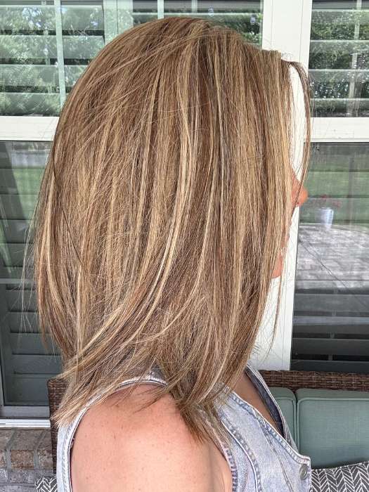 Kristyna Moore @kristynamoore wearing PERLA by BELLETRESS in color BROWN SUGAR COOKIE R | The roots are a Rich Brown Tone that seamlessly transitions into a Warm, Golden-Brown base. Delicate highlights in honey and toffee tones add dimension