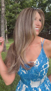 Kim Hammon @letstalkwithkim is wearing FEATURE LENGTH by RAQUEL WELCH in RL12/22SS SHADED CAPPUCCINO | Light Golden Brown Evenly Blended with Cool Platinum Blonde Highlights with Dark Roots