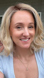 Carlyn @carlynwilson84 is wearing NYX by RENE OF PERIS in ROSE-GOLD-R | Blonde base with Reddish highlights and roots