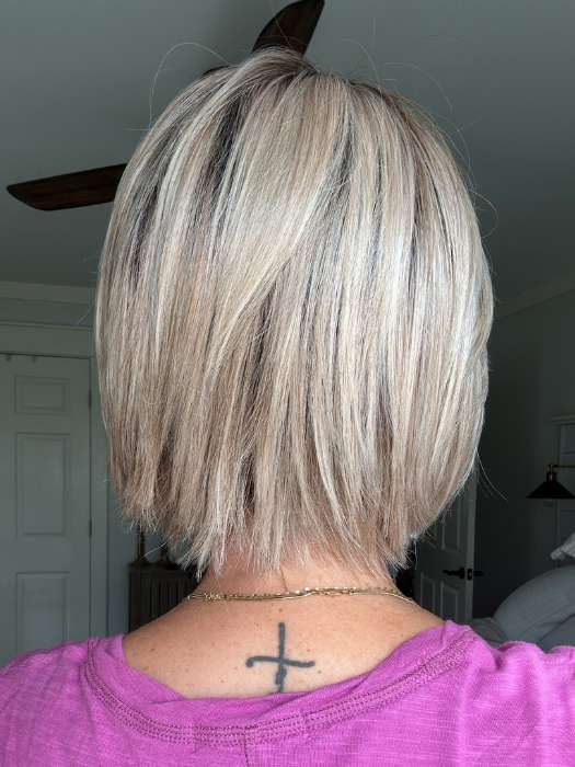 Jen Brown @thewiggygirl is wearing REAL DEAL by REQUEL WELCH in RL19/23 BISCUIT | Light Ash Blonde Evenly Blended with Cool Platinum Blonde