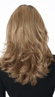 Model is wearing BOBBI by ENVY in color GOLDEN SANDSTONE | Creamy Beige-Blonde with Darker Brown Roots