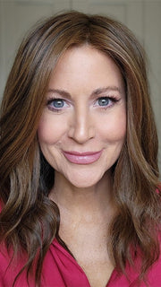 Natalie Gray @vanish.into.thin.hair wearing COREY by ENVY in color MEDIUM BROWN | Medium Brown with natural highlights